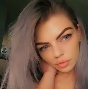 Meet your Posher, Jenna